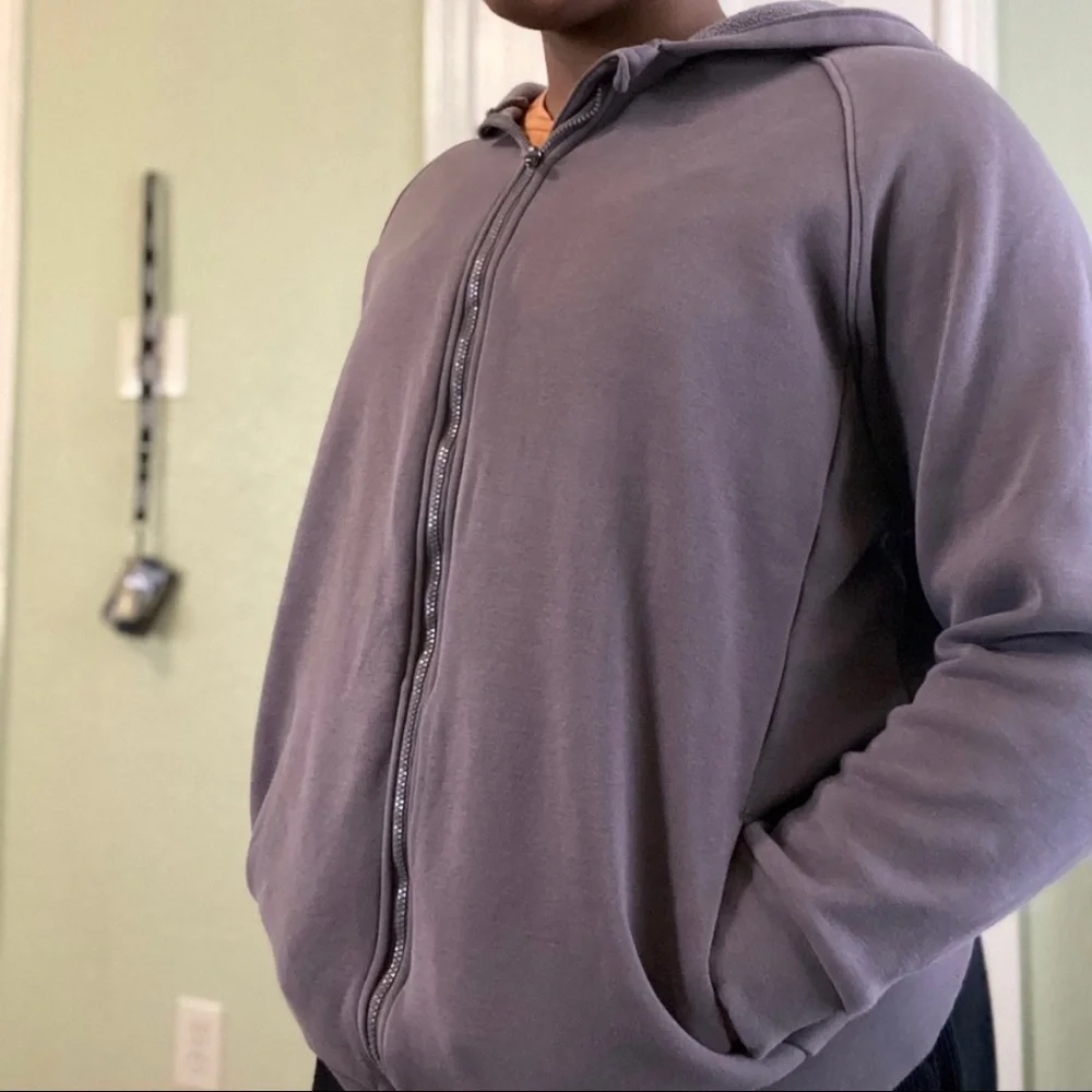 Zip Up Fabletics Jacket - Picture 2 of 6